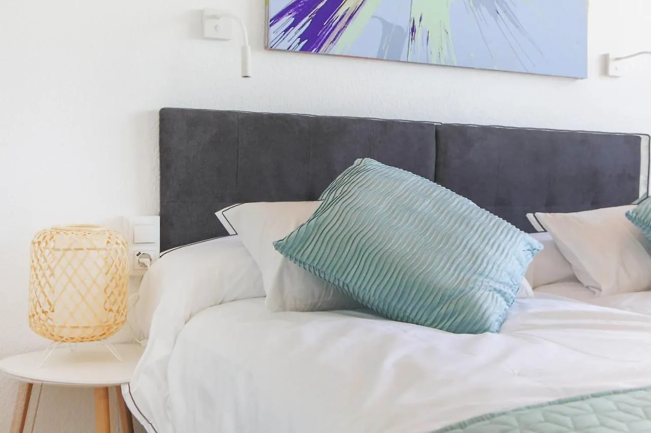 OleHolidays Romana Playa 335 vistas al mar Marbella 0*,